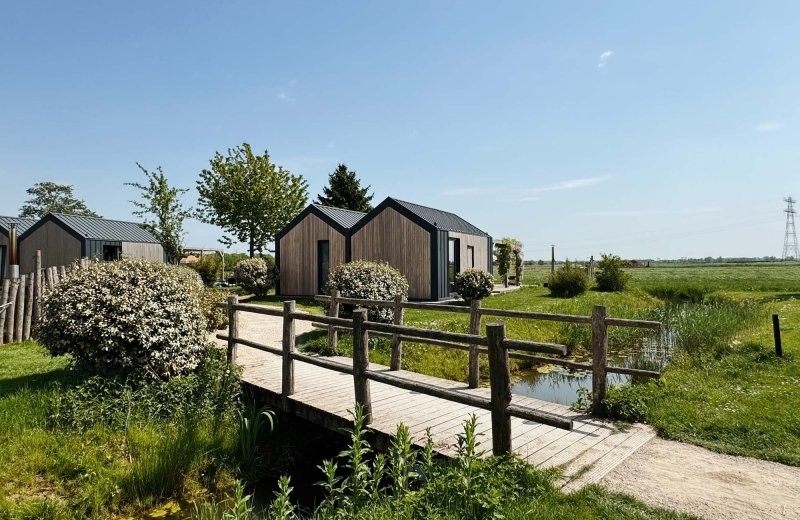 Urban lodge met hottub Hangplekkie